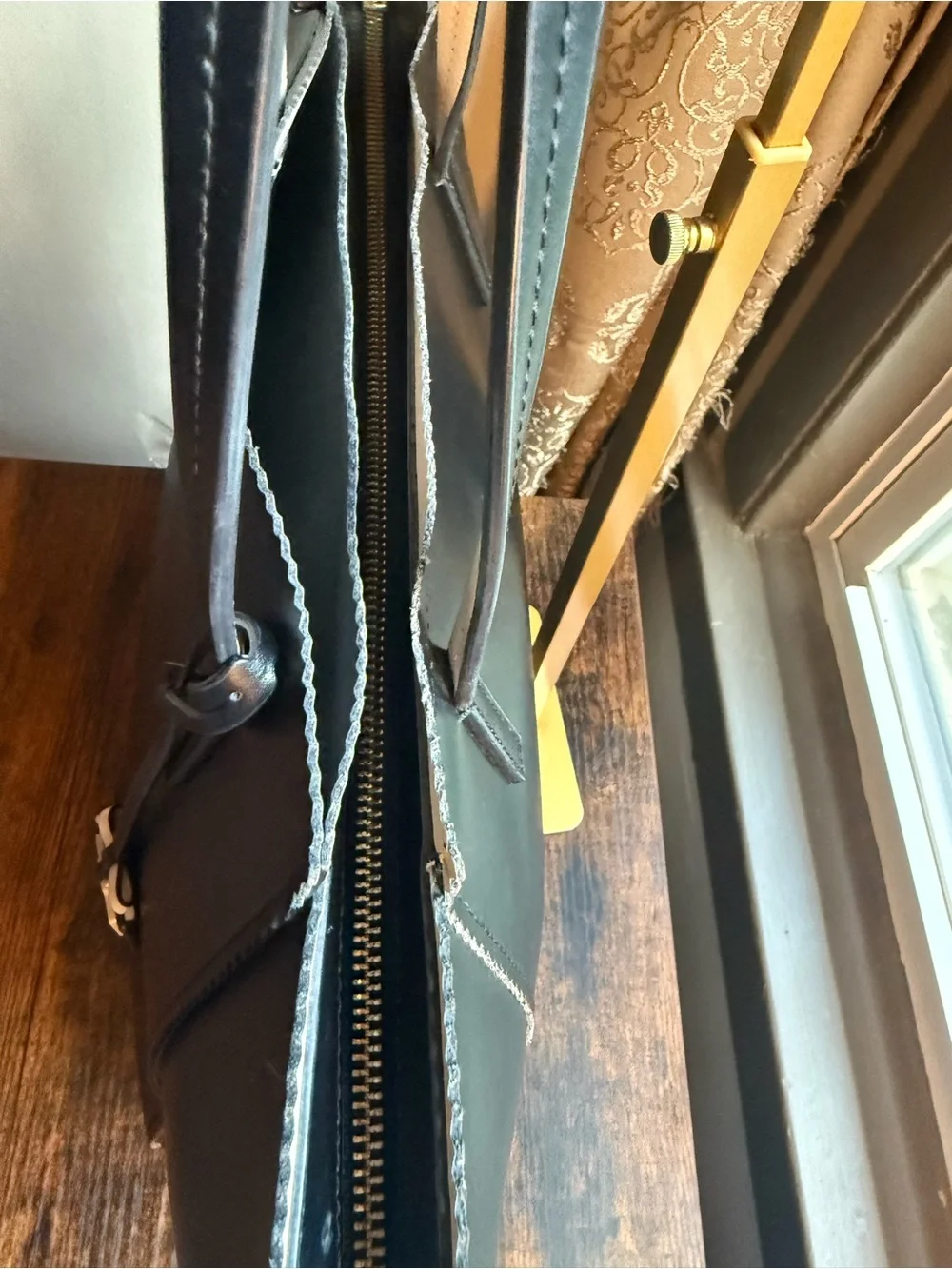 Kate Spade Lily Avenue Carrigan Black Leather Scalloped Tote Bag Charm EUC